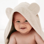 Handsfree Badcape Sand met naam