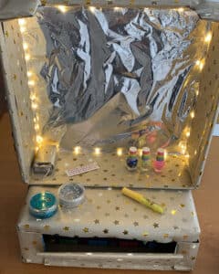 Suprise maken meisje Make-up tafel